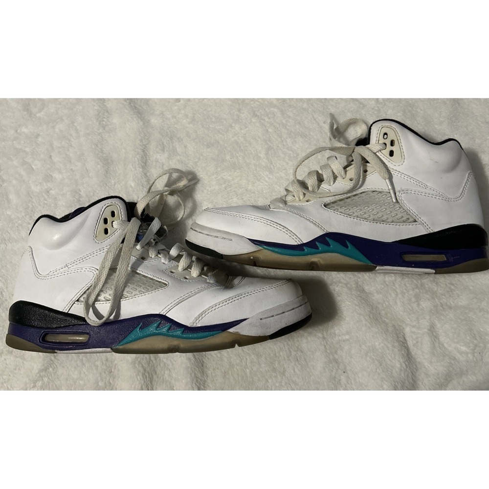 Jordan 5 Retro 2013 Grape Size 6Y 440888-108 no box